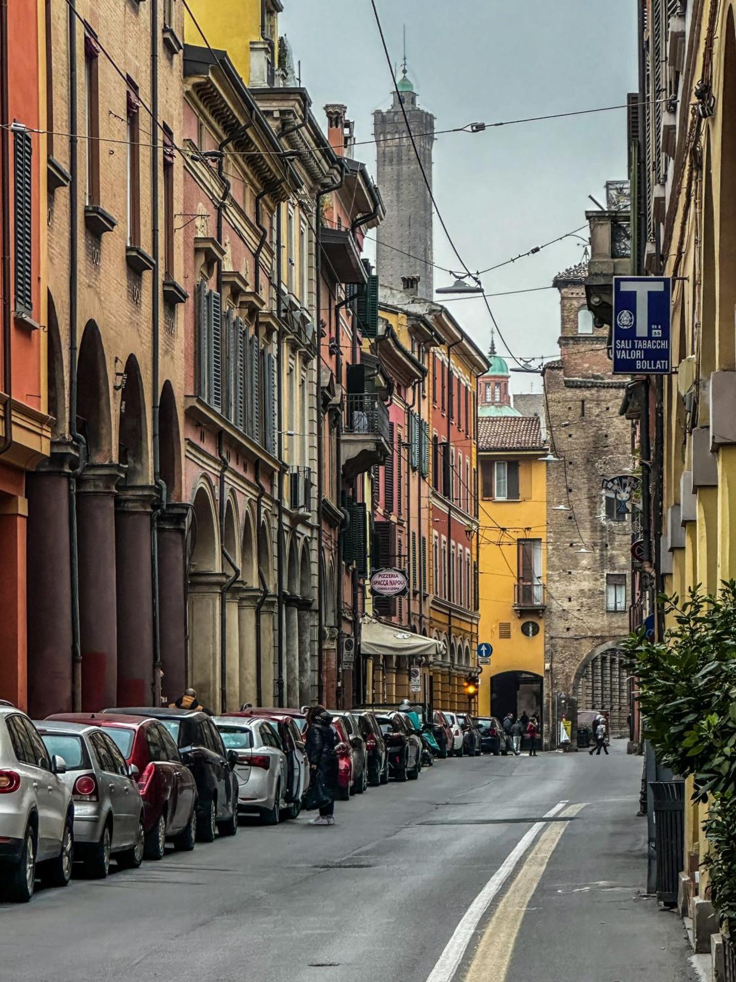 Healthy Flat Bologna - Tower Skyline View Apartamento Exterior foto