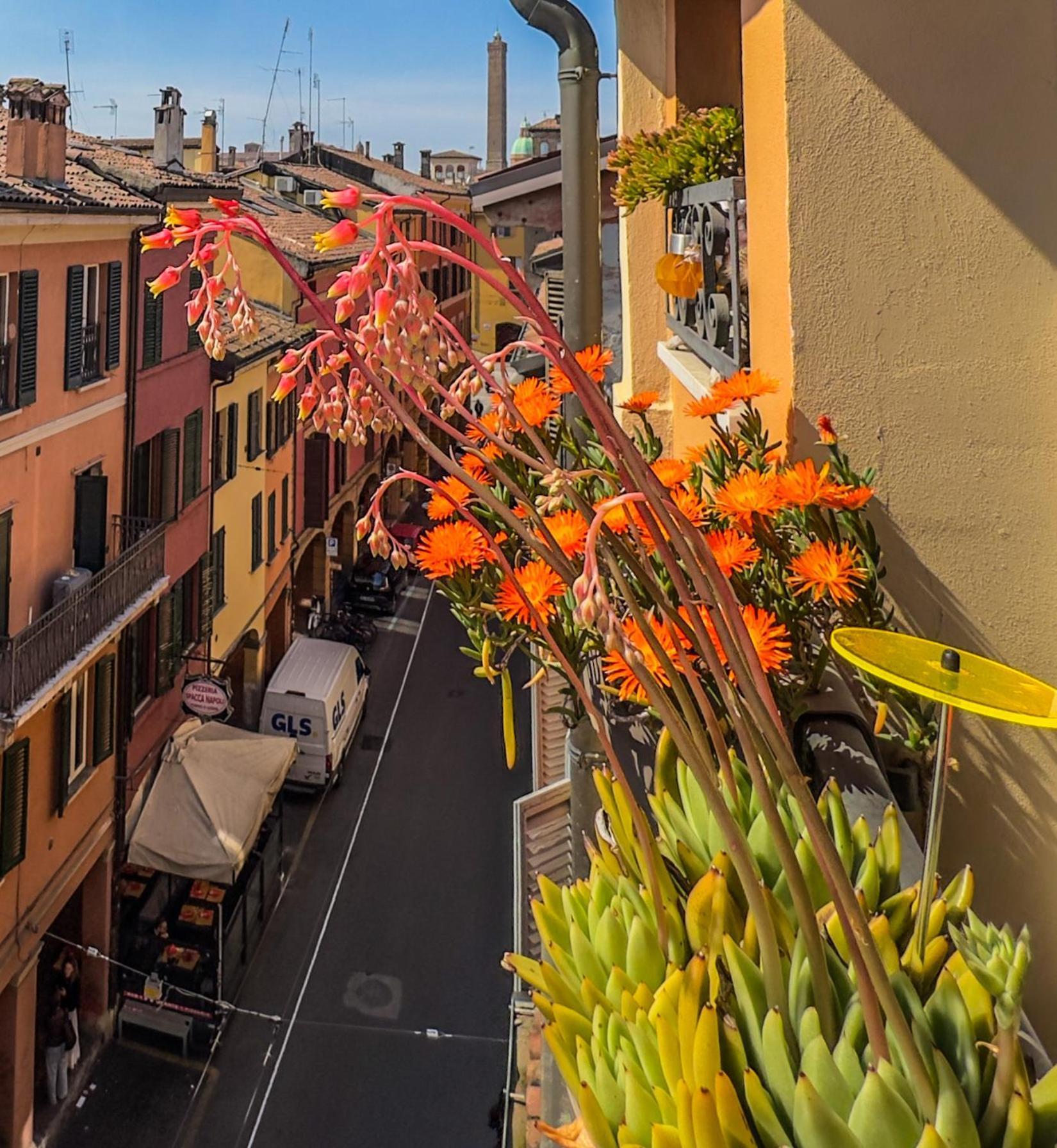 Healthy Flat Bologna - Tower Skyline View Apartamento Exterior foto